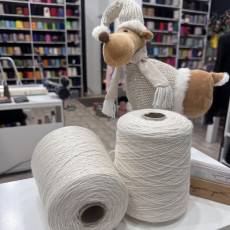 Beautiful 48% меринос 20% альпака 17% шелк 15% хлопок  290м/100г