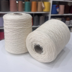 PORTE 50% меринос 30% шелк 20% лен 340м/100