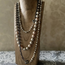 Цепочка, комбинированная с бусами. SWAROVSKI.