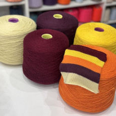 Полумеринос 50% меринос 50% акрил 400м/100г